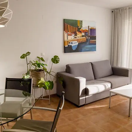 Font Rotja Apartment *